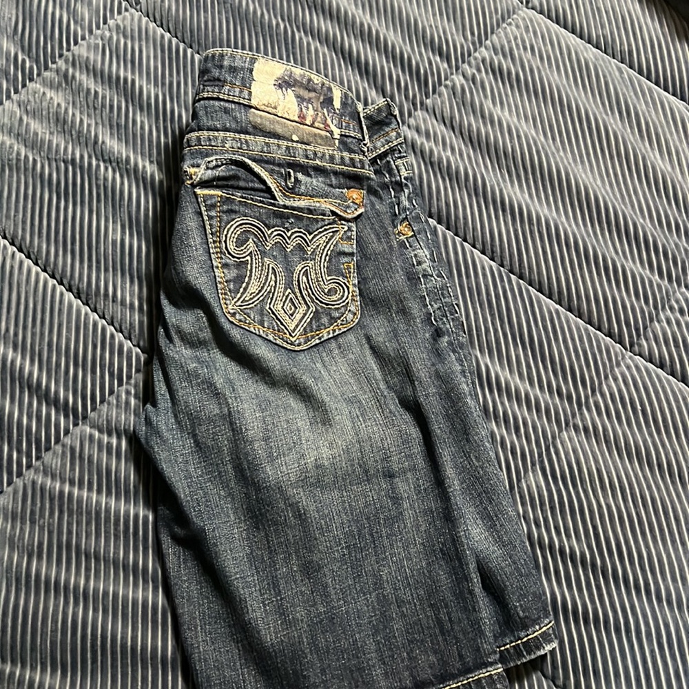 Shorts - Picture 3 of 3